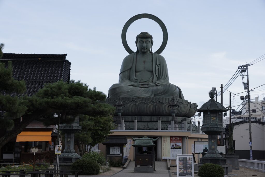 高岡大仏